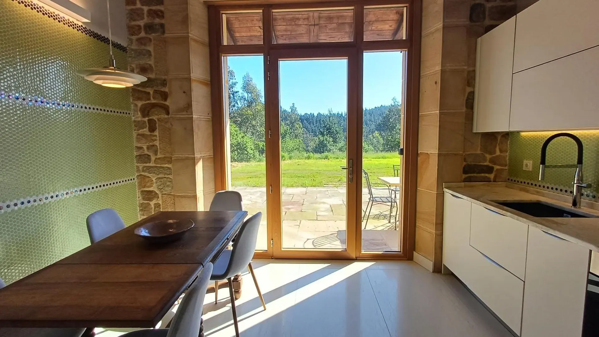 Apartmán Amplio Apartamento Con Jardin En Villa Haritza Con Vistas Al Mar Ea Španělsko